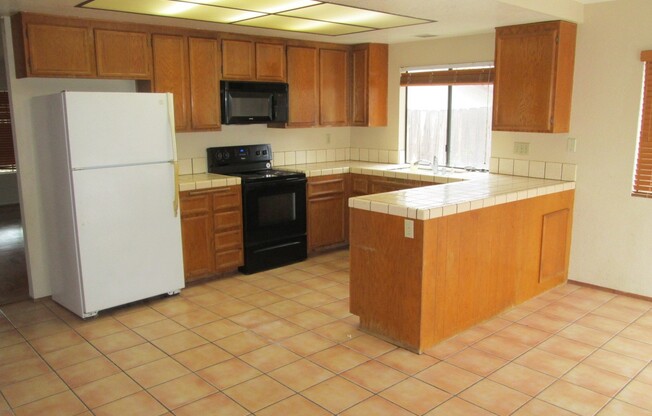 3 Bedroom - Plus Office -  Single Story House In Rancho Penasquitos