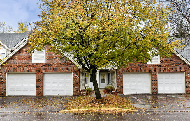Birch Lake Townhomes - Exterior