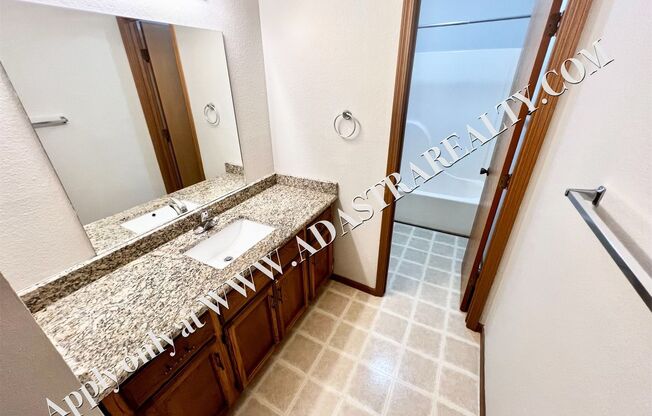 2 beds, 2.5 baths, $1,295