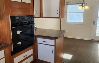 1 bed, 1 bath, 900 sqft, $1,595, Unit 31