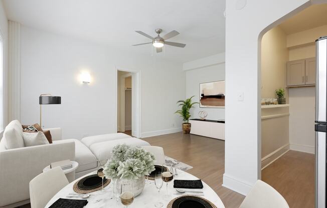 Spacious living spaces - The Buckingham / The Commodore / The Parkway Apartments