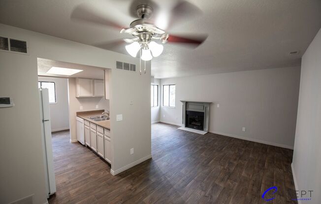 2 beds, 1 bath, 930 sqft, $1,349, Unit 950-11