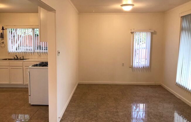 2 beds, 1 bath, $2,850