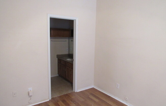 2 beds, 2 baths, $1,650