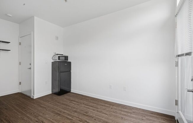 Studio, 1 bath, 172 sqft, $695, Unit C8