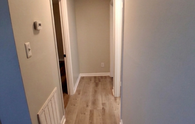2 beds, 1 bath, 842 sqft, $999, Unit 1023