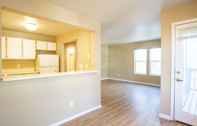 1 bed, 1 bath, $1,565, Unit 220-03