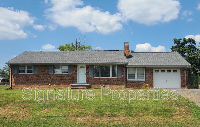 204 MT PLEASANT BLVD