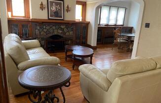 3925 N 42 ST