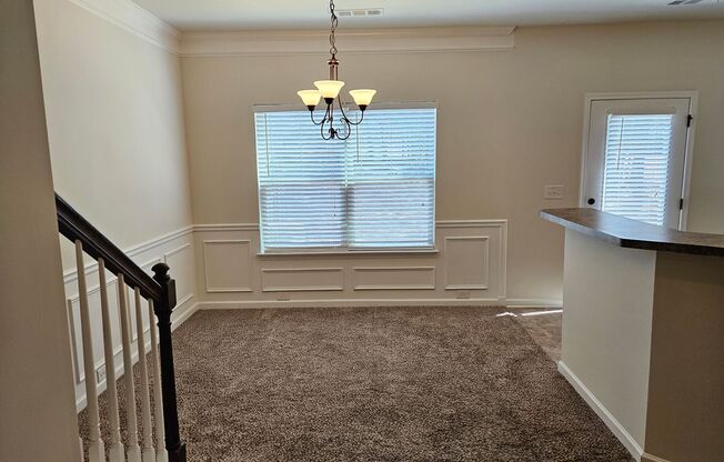 Nice 3 bed 2.5 bath Townhouse located in Acworth