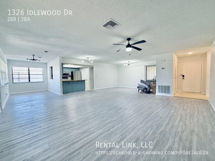 1326 IDLEWOOD DR