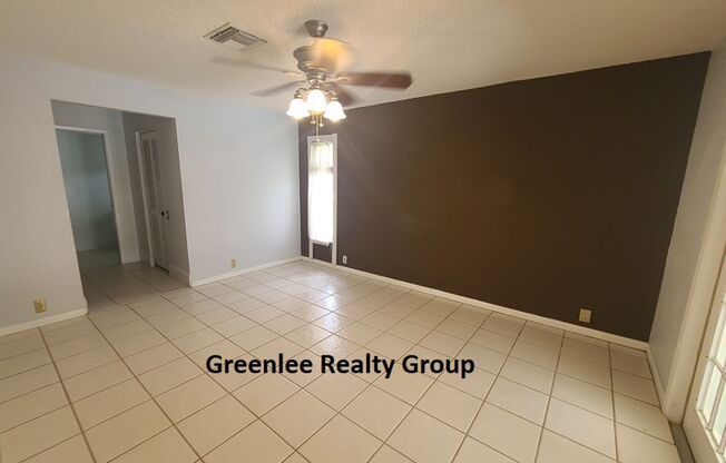 3 beds, 2 baths, $2,300