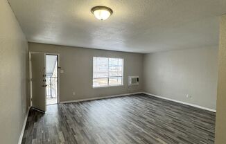 1 bed, 1 bath, 721 sqft, $800, Unit C5