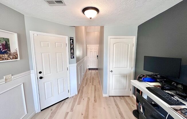 GATED COMMUNITY + POOL + FENCED YARD! 3-Bedroom Riverton Townhome
