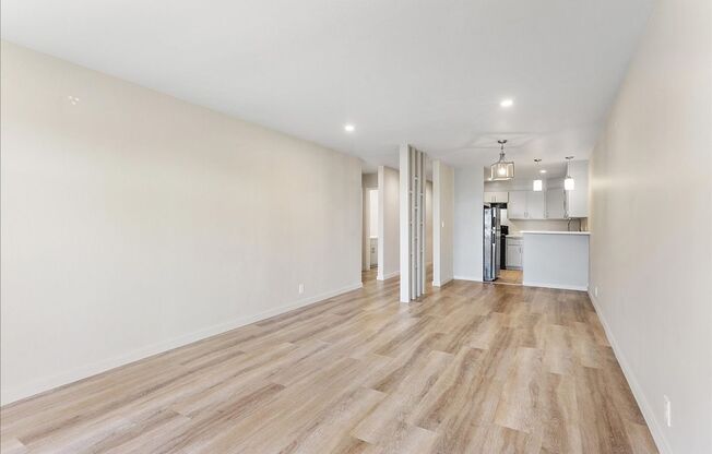 528 Merritt Ave #303 -  1 Bedroom | 1 Bath | 850 sq ft