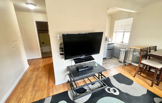 1 bed, 1 bath, $1,495