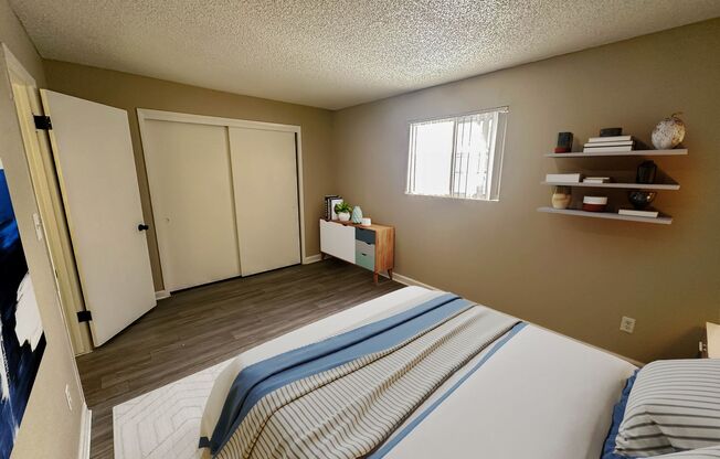 1 bed, 1 bath, 740 sqft, $925