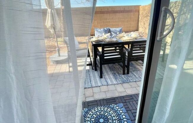 ​Charming 3-bedroom Home!