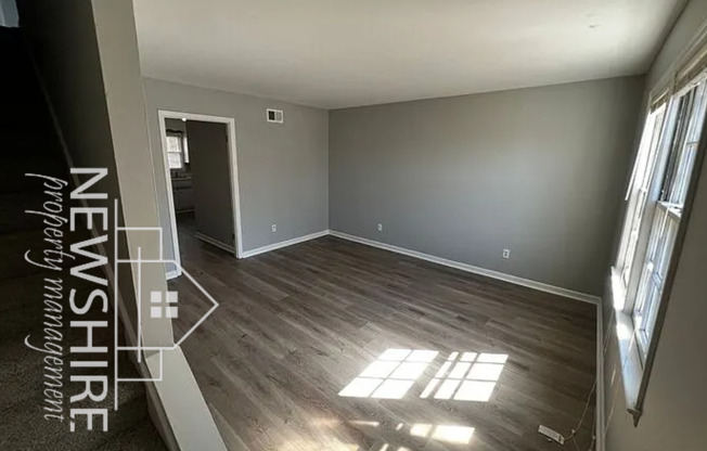 Charming 2-bedroom 1.5 Bathroom