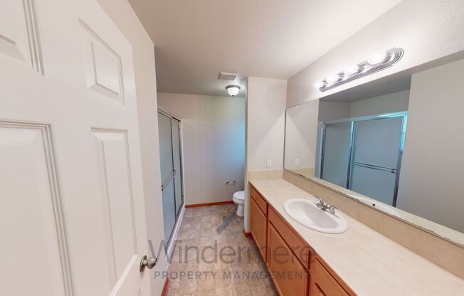 3 beds, 2.5 baths, 1,937 sqft, $1,895, Unit 3710 W 19th Ct