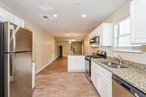 733 TRIGG LK CT