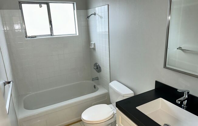 1 bed, 1 bath, 650 sqft, $2,100