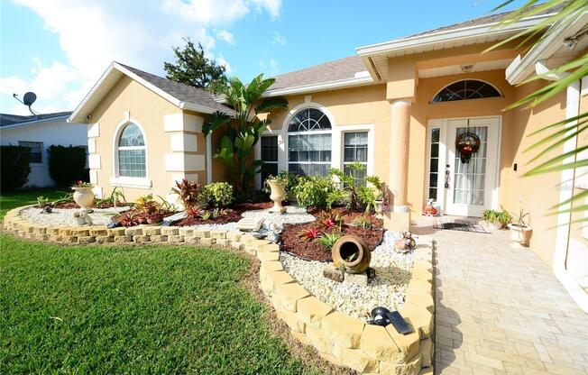 26 FOLSON LN