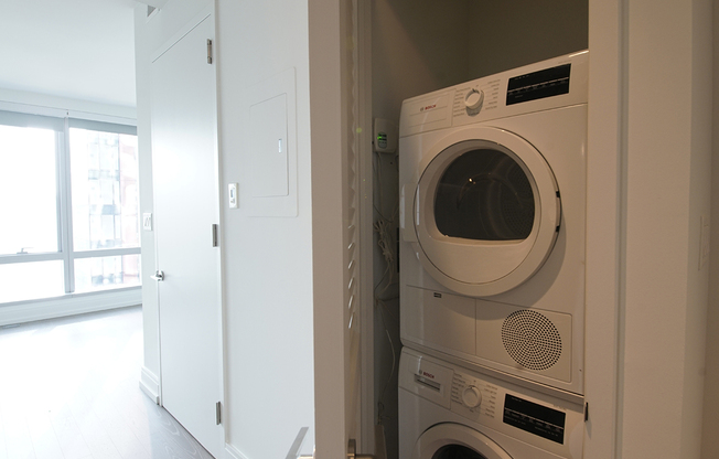 Studio, 1 bath, $4,995, Unit 39M