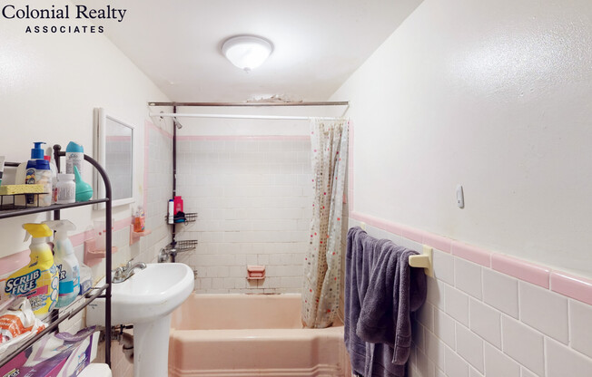 1067 BEACON ST