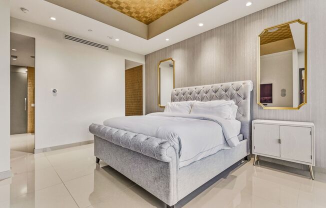 2 beds, 2.5 baths, $17,000