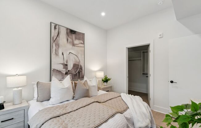 2 beds, 1 bath, 800 sqft, $1,872, Unit 315