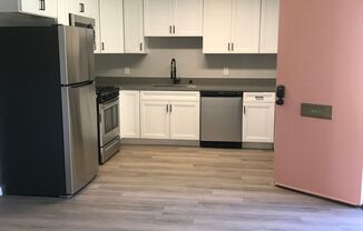 1 bed, 1 bath, 575 sqft, $2,595, Unit 985-3