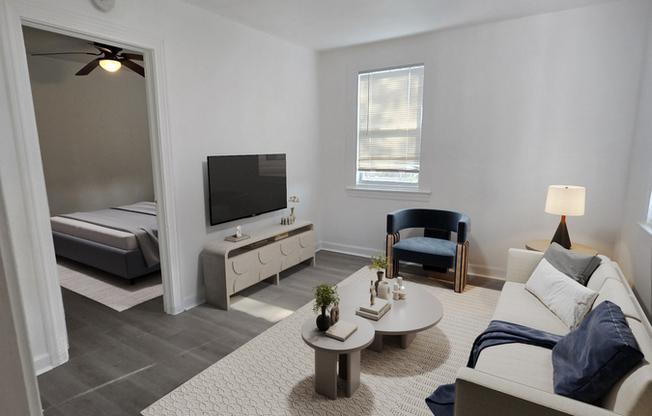 336 W 18 ST