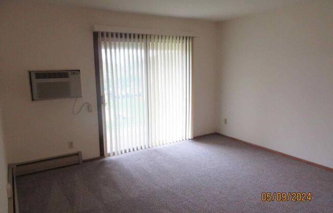 Available August 2025 Large 2 BD 1.5 Bath - Free heat, water, parking