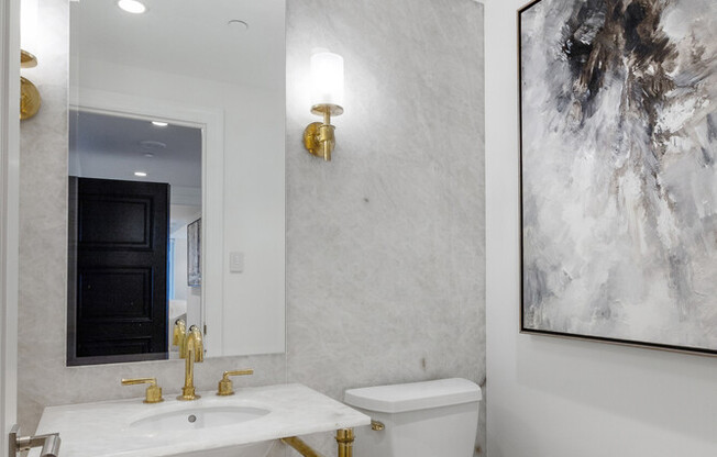 3 beds, 3.5 baths, 2,130 sqft, $50,000, Unit 2501