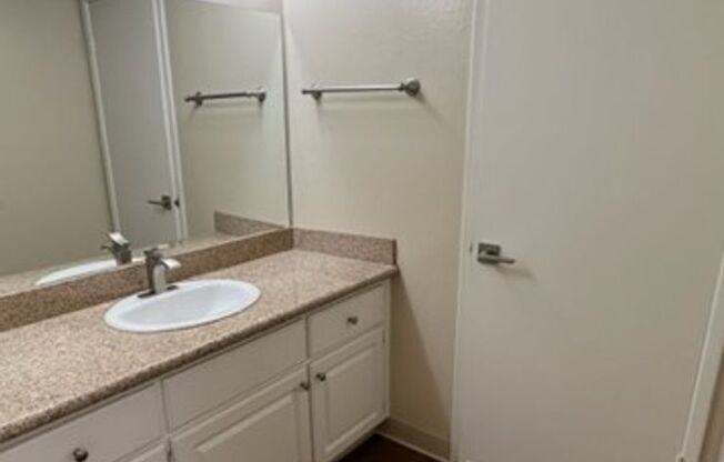 2 beds, 1 bath, 1,048 sqft, $1,875, Unit 205