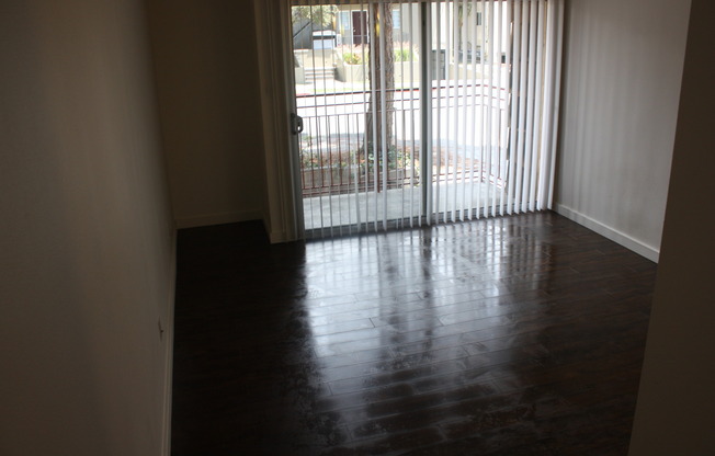 1 bed, 1 bath, 550 sqft, $2,395, Unit 107