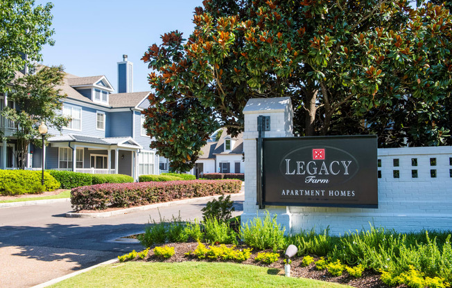 Front Entrance Signage with Lush Landscaping at Legacy Farm located in Collierville, TN 38017