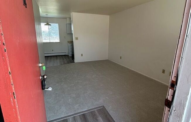 5340 W. 10th Ave #20