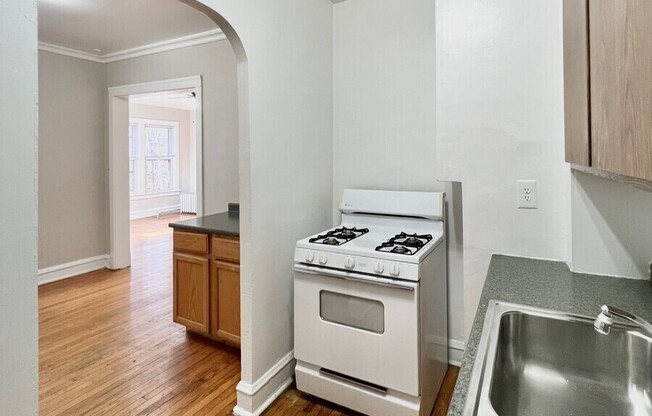 6639 North Newgard Ave.