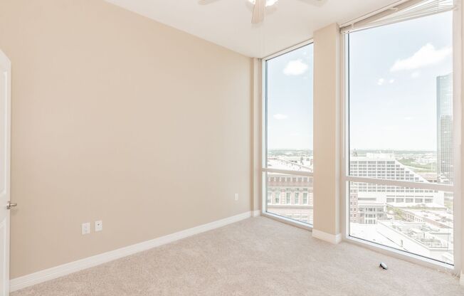 1 bed, 1 bath, $2,695