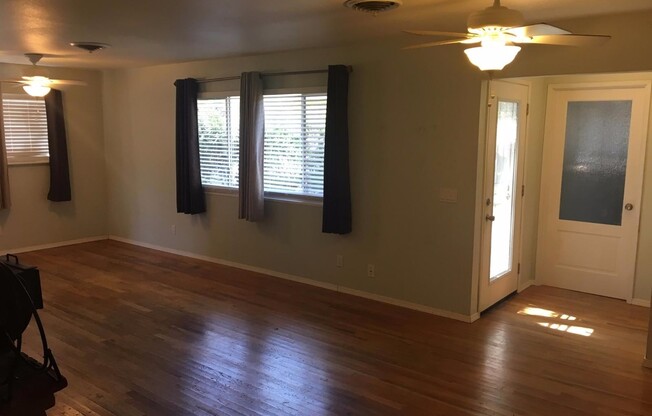 3 beds, 2 baths, $1,950