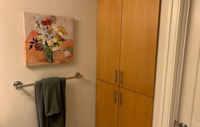 1 bed, 1 bath, $2,750, Unit 307