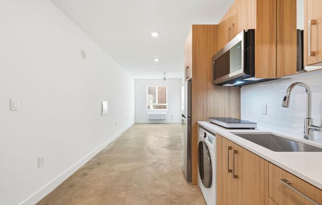 Studio, 1 bath, 248 sqft, $1,487, Unit 102-A