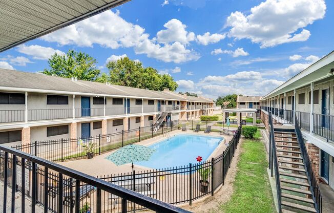 Congress Gardens Apartment Homes
