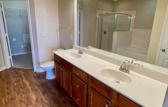 2 beds, 2 baths, 952 sqft, $1,959, Unit 02-112