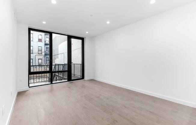 1540 PARK PL