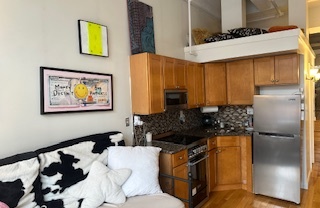 1 bed, 1 bath, $2,700, Unit 332