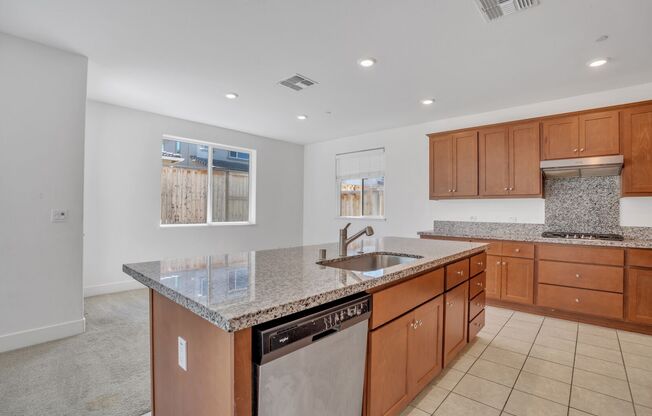 3434 Sassafras Way