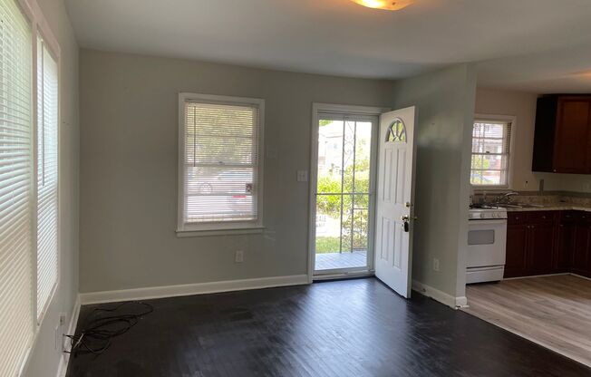 Single family bungalow in downtown Wilmington!